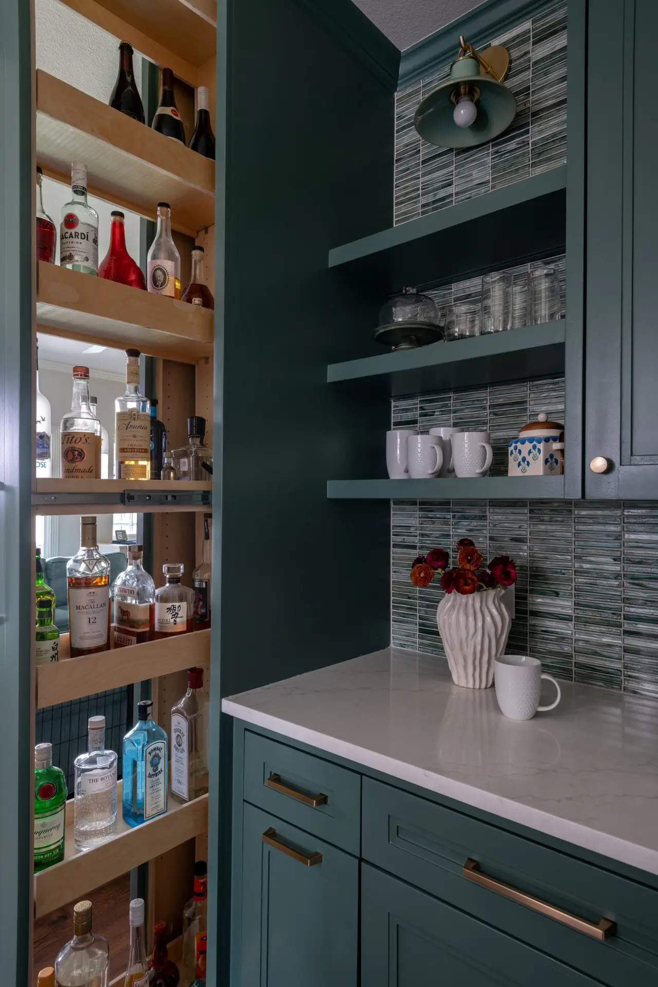 Stylish Beverage Centre That Blends Luxury with Everyday Living | Twilly & Fig beverage center designs