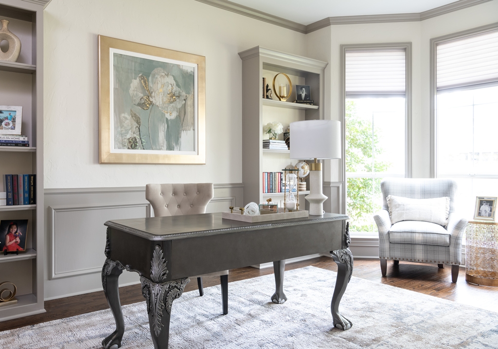 Traditional Dallas study with custom-built furniture and timeless neutral design by Twilly & Fig