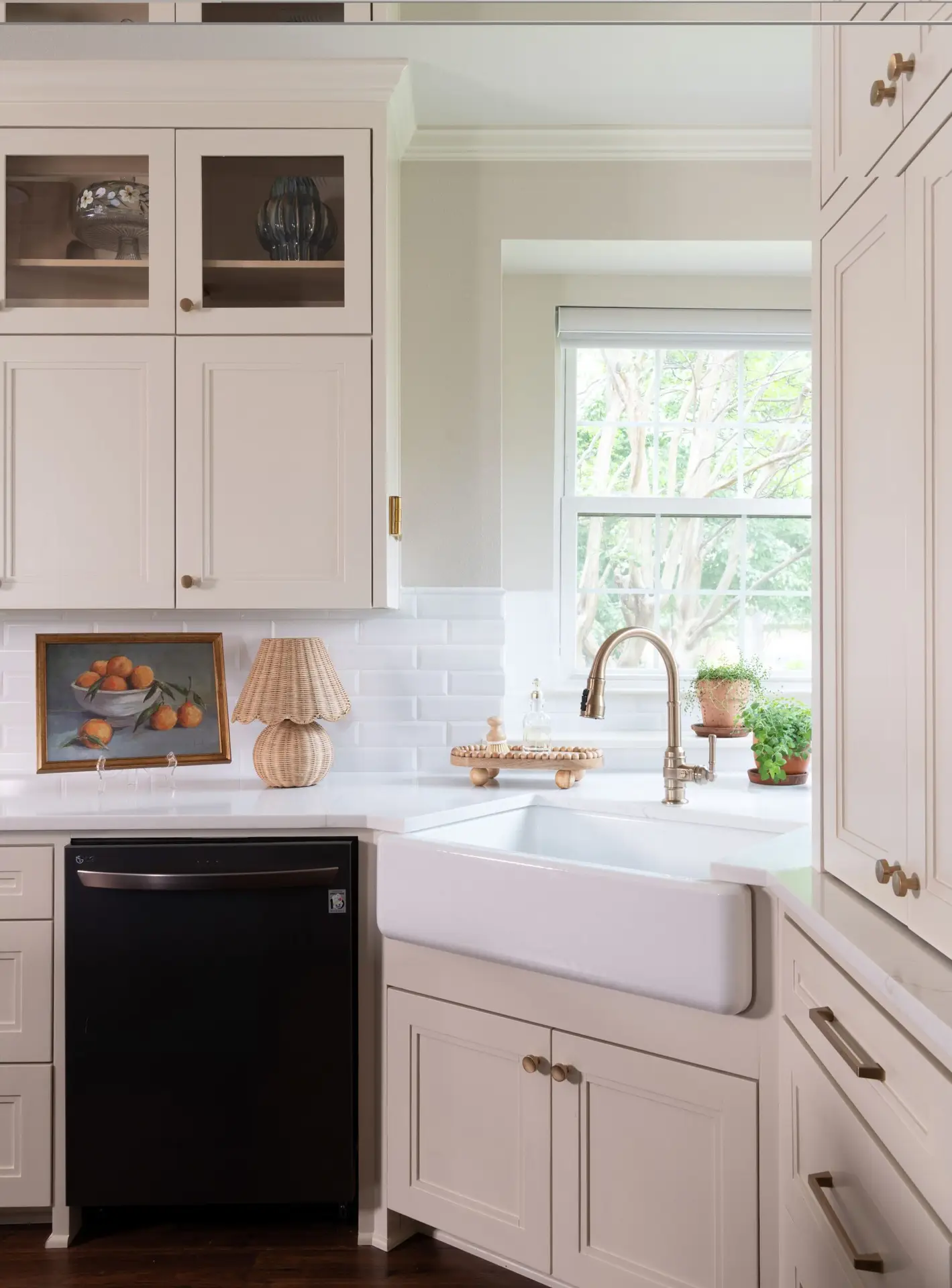 Layered Lighting In A Plano Modern Kitchen: Task, Ambient, Accent Made Simple | Twilly &Amp; Fig Layered Lighting
