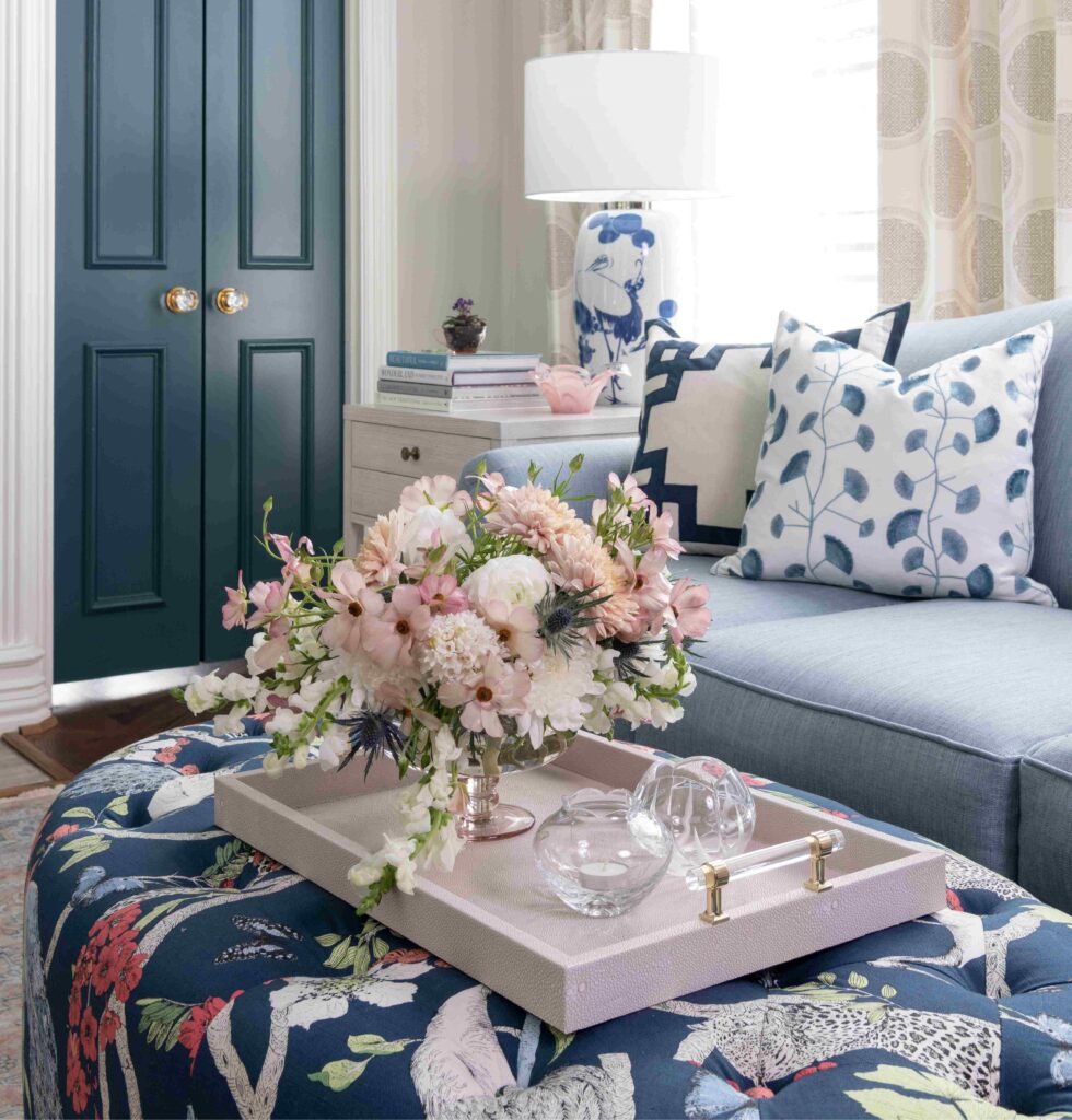 Blue And White Interior Design Living Room – Example Of Color In Interior Design”