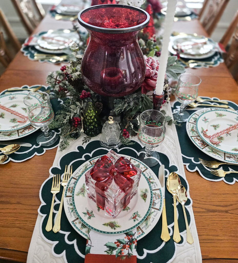 Christmas Table - Holiday Decorating