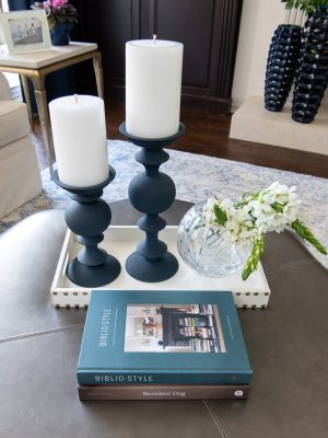 Traditional Dallas living room design with neutral palette and custom furnishings by Twilly & Fig.