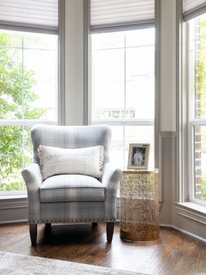 Traditional Dallas study with custom-built furniture and timeless neutral design by Twilly & Fig